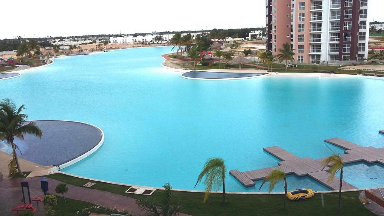 Departamento En Cancun Con 7 Albercas Tipo Playa Y Laguna Luaran gambar
